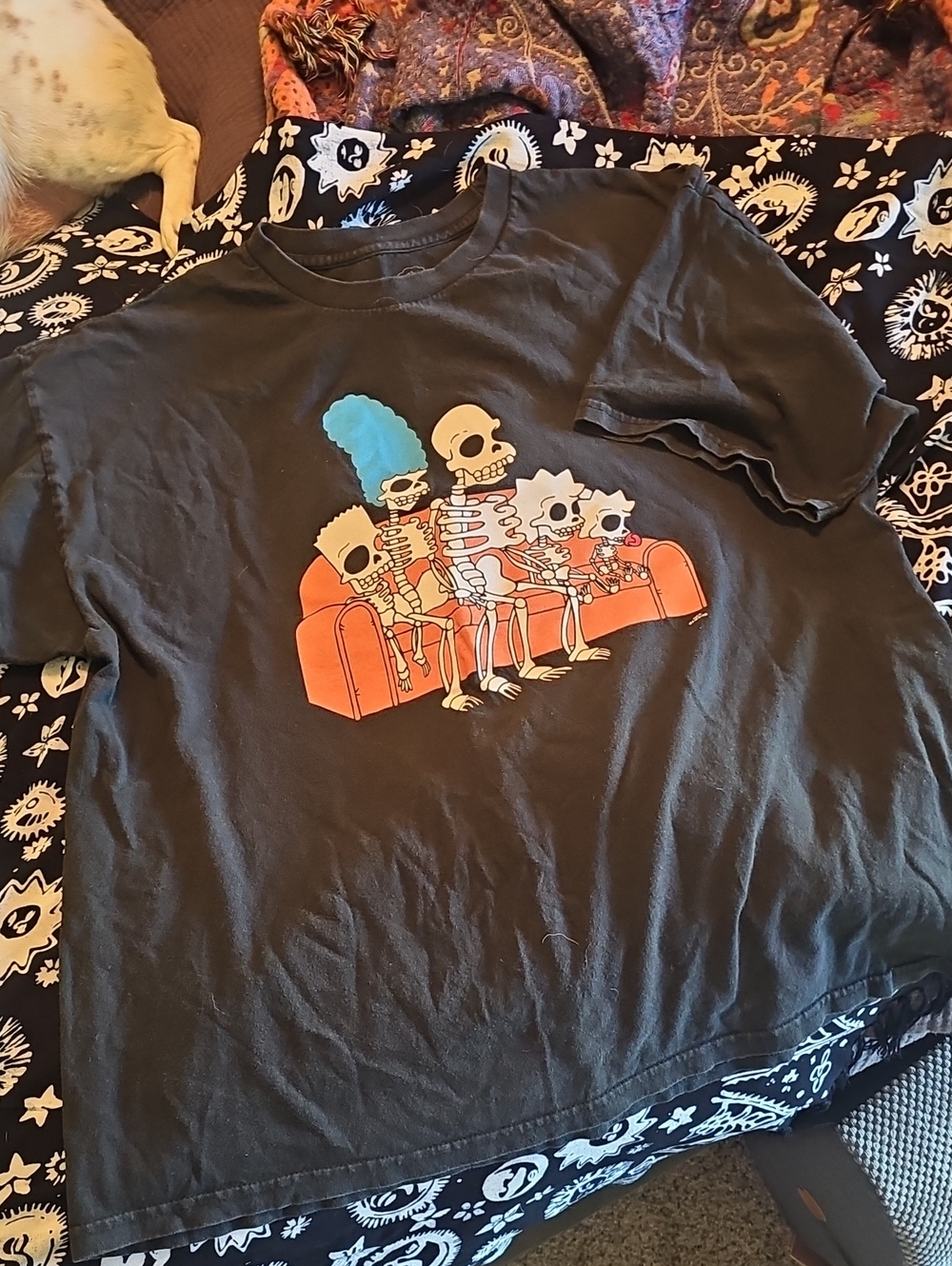 Black Short-Sleeve Graphic Tee with The Simpsons Halloween Tee
